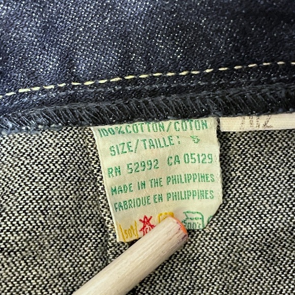 Vintage 1970s Jordache dark wash a-line midi denim skirt with front middle slit - Picture 4 of 12